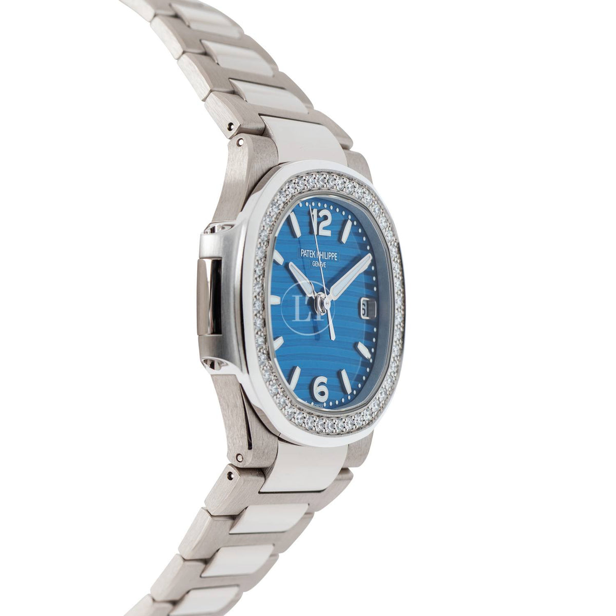 Patek Philippe Nautilus 7010/1G-013 - image 4